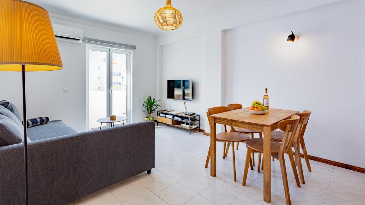 Bright 1Bdr Apartment W/Balcony By Lovelystay Вила-Реал-ди-Санту-Антониу Экстерьер фото